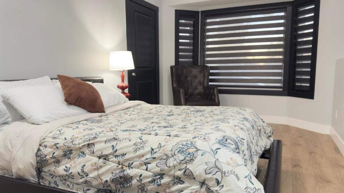 Cozy Cue Retreat I 2 Br Apartment Calgary